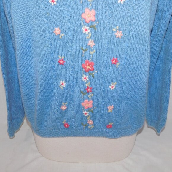VTG Tulchan Womens XL Blue Pink White Embroidered Flowers Knit Sweater - Picture 3 of 10
